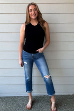 Load image into Gallery viewer, Kinley Girlfriend Jeans