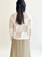 Load image into Gallery viewer, Checker Print Cropped Cardigan
