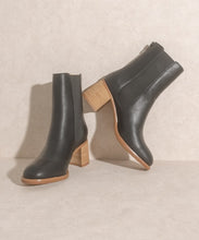 Load image into Gallery viewer, OASIS SOCIETY Cora - Low Ankle Bootie

