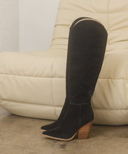 Load image into Gallery viewer, OASIS SOCIETY Clara - Knee-High Western Boots
