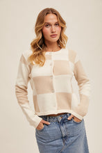Load image into Gallery viewer, Checker Print Cropped Cardigan
