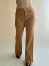 Load image into Gallery viewer, Cocoa Tummy Control Wide Leg Jean
