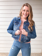 Load image into Gallery viewer, Cropped Denim Jacket

