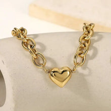 Load image into Gallery viewer, Chunky Heart Bracelet
