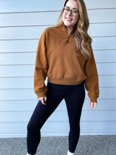 Load image into Gallery viewer, Pullover Half Zip in Camel
