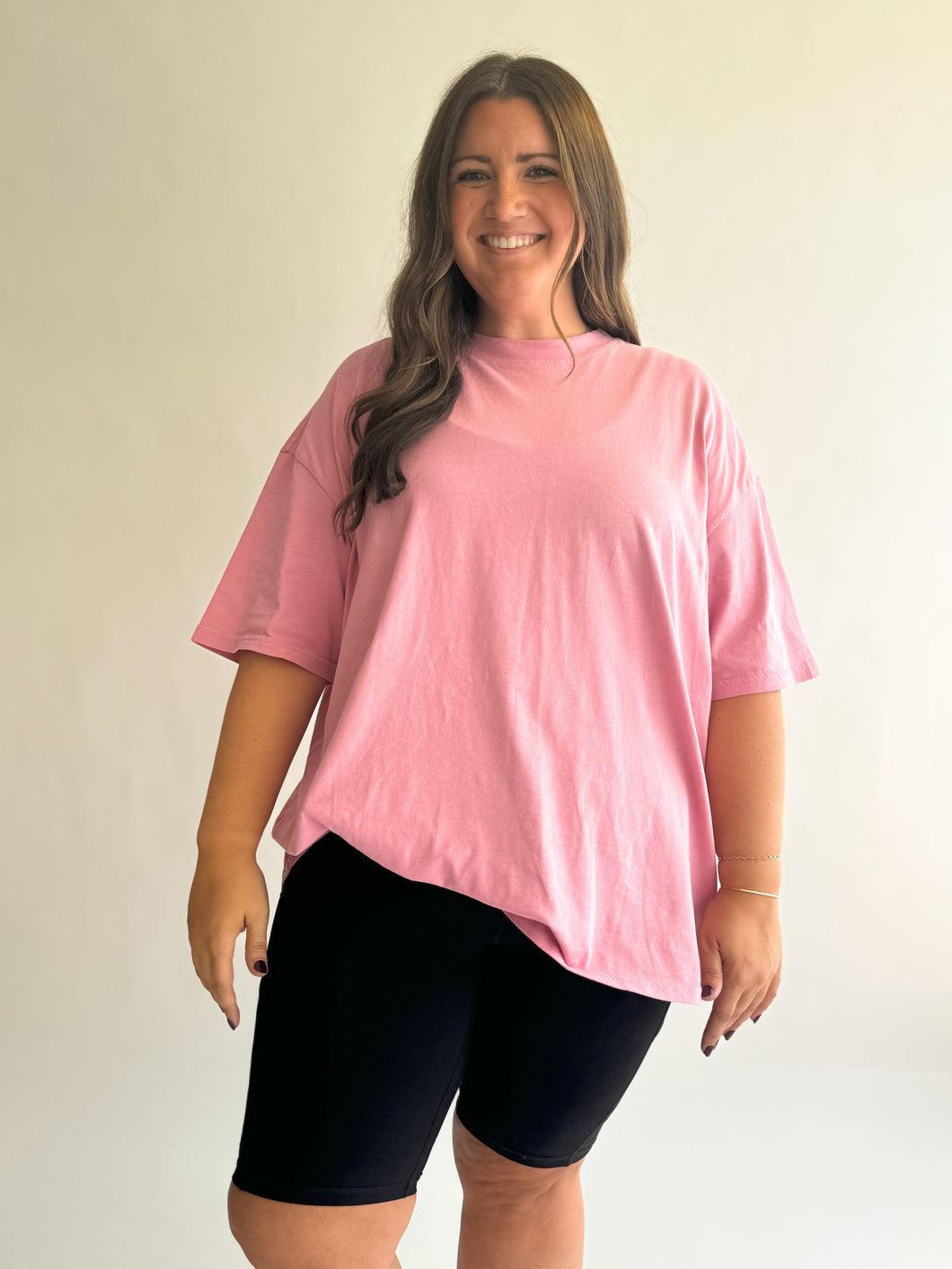 Mineral Wash Boyfriend Tee in Dahlia