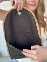 Load image into Gallery viewer, Black Braided Straw Purse
