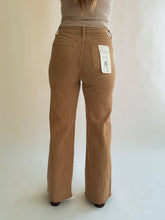 Load image into Gallery viewer, Cocoa Tummy Control Wide Leg Jean
