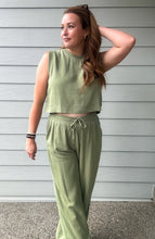 Load image into Gallery viewer, Beachy Linen Pant Set
