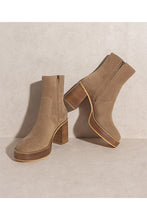 Load image into Gallery viewer, ALEXANDRA-PLATFORM ANKLE BOOTIES
