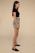 Load image into Gallery viewer, Double Buttoned Waistband Denim Shorts
