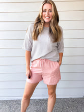 Load image into Gallery viewer, Bethany Frayed Shorts in Pink
