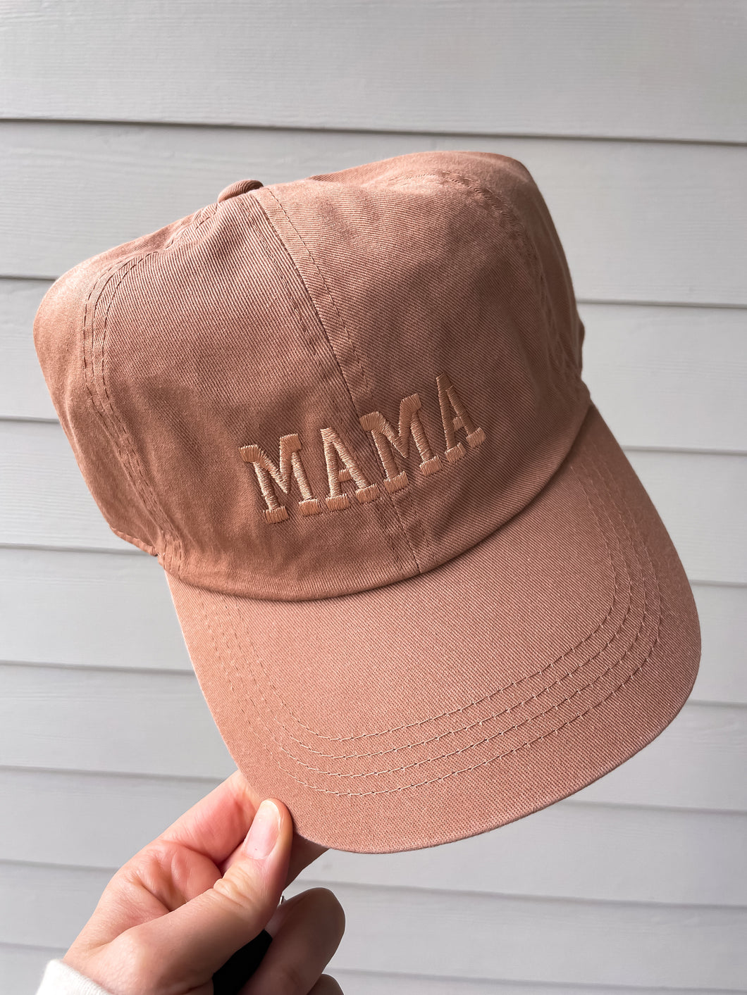 Mama Hat in Clay