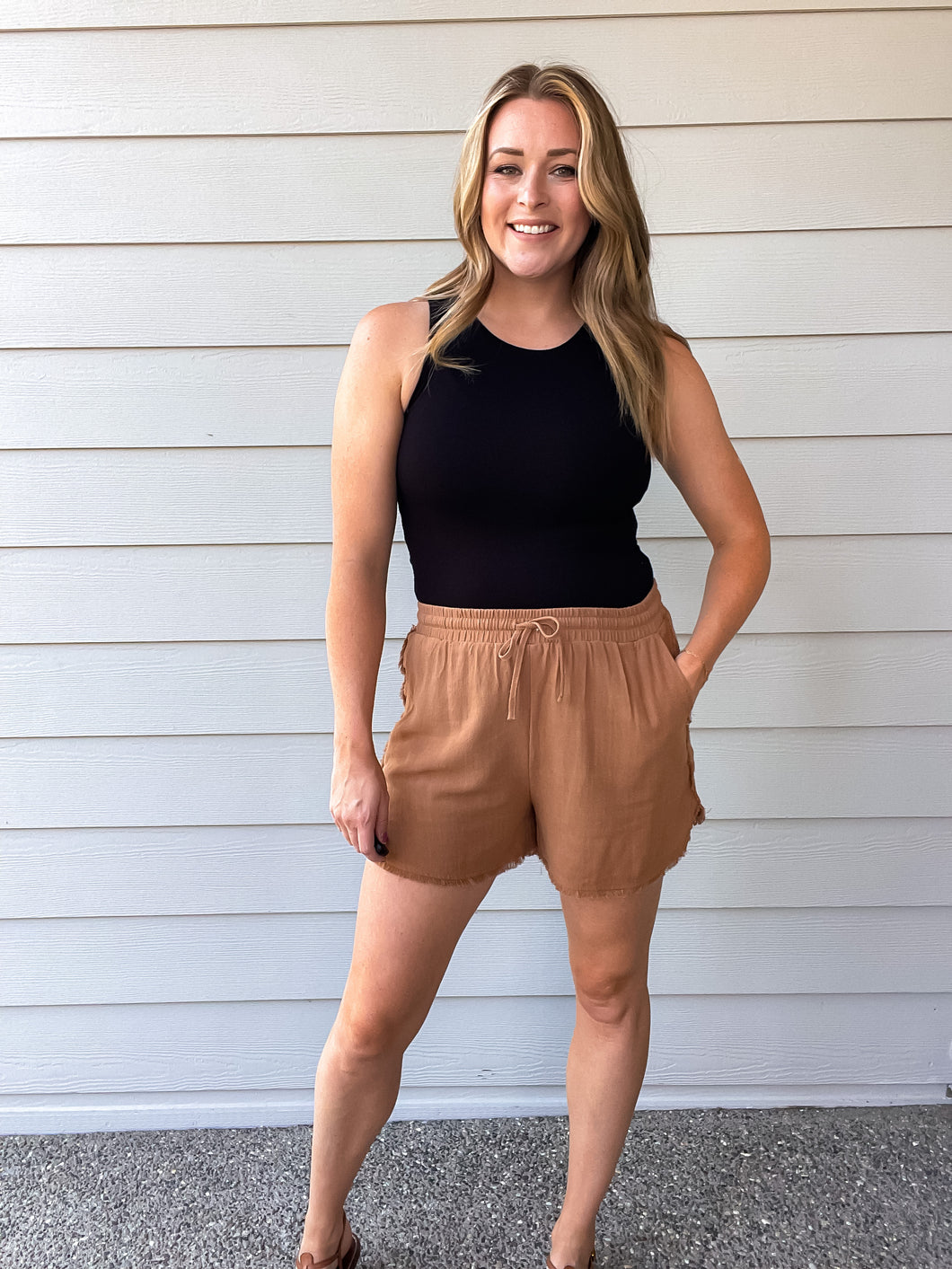 Bethany Frayed Shorts in Almond