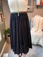 Load image into Gallery viewer, Tinley Velvet Skirt
