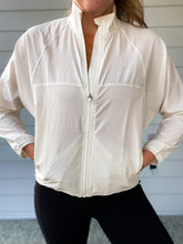 Load image into Gallery viewer, Lightweight Running Jacket
